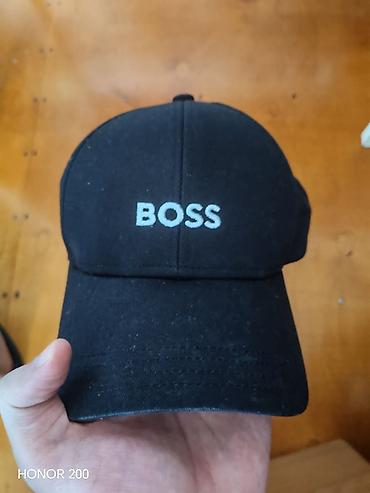 kepka: Original kepkalar. Tommy Hilfiger, Jordan rengi biraz gedib. Boss — 2