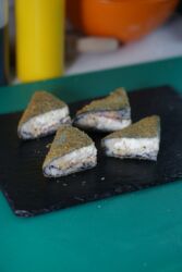 Готовые блюда, кулинария: Пицца и роллы – набор блюд для любителей японской и итальянской кухни — 3