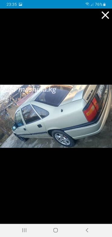 авто в расчрочку: Opel Vectra: 1994 г., 1.8 л, Механика, Бензин, Седан