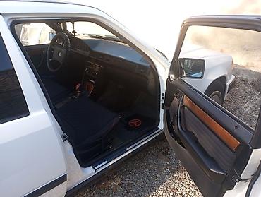 ешка 124: Mercedes-Benz W124: 1989 г., 2.3 л, Механика, Бензин, Седан — 10