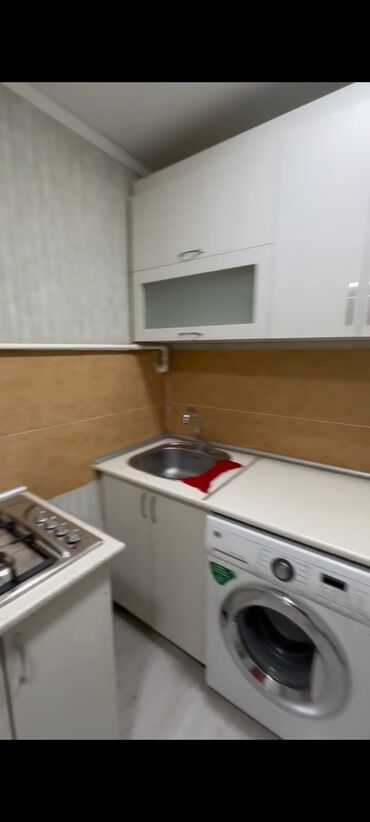 Uzunmüddətli kirayə mənzillər: Xirdalanda heyder parkına yaxin 5/1 mertebesinde 1 otaqli ev 300 azn — 6