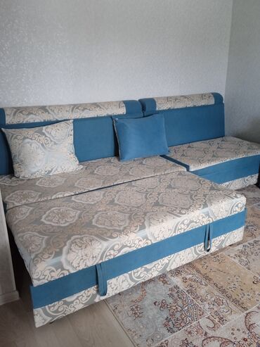 большой раскладной диван: Продаю мягкий диван в отличном состоянии раскладной. Длина-2,80см