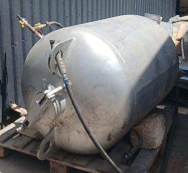 Alətlər: Sənaye tipli qumlama çəni (sandblasting pot) Tətbiq sahələri: - Metal — 4