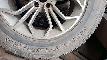 набор щеток: Комплект зимних шин Bridgestone Blizzak DMV2 на литых дисках — 5