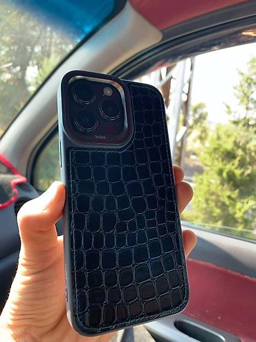 IPhone 14 Pro, Б/у, 256 ГБ, Deep Purple, Чехол, 76 %