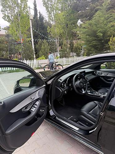 Mercedes-Benz: Mercedes-Benz C-Class: 2 l | 2017 il Sedan — 9