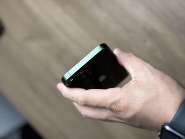 Apple iPhone: IPhone 13, Б/у, 128 ГБ, Зеленый, Чехол, 78 % — 5