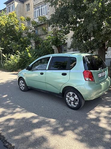 crv 2001: Chevrolet Aveo: 2004 г., 1.2 л, Механика, Бензин, Хэтчбэк — 4