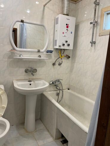 Uzunmüddətli kirayə mənzillər: Yasamal rayonu insaatcilar metrosunun usdu 5 mertebenin 5 mertebesi 3 — 9