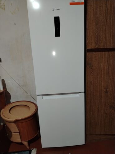 işlenmiş soyuducu: Yeni 1 qapılı Indesit Soyuducu Satılır, rəng - Ağ, Kredit var