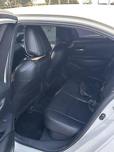 авто фышка: Toyota Corolla: 2020 г., 1.8 л, Вариатор, Гибрид, Седан — 3