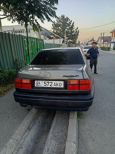 диска вента: Volkswagen Vento: 1993 г., 1.6 л, Механика, Бензин, Седан — 3