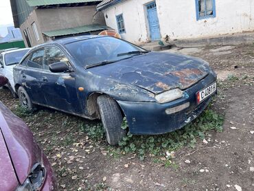 Mazda: Mazda 323: 1994 г., 1.5 л, Механика, Бензин, Хэтчбэк