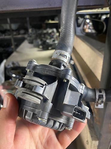 чистый синус: Помпа инвертора TOYOTA PRIUS 30 — 2