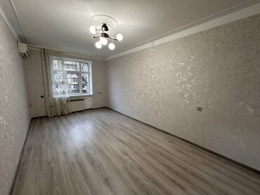 Uzunmüddətli kirayə mənzillər: Təmirli, geniş və işıqlı mənzil. - Planlaşdırma: ayrı-ayrı böyük — 4