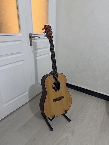 Срочно продается акустическая гитара 41 размер в идеальном новом at lalafo.kg Срочно продается акустическая гитара 41 размер в идеальном новом