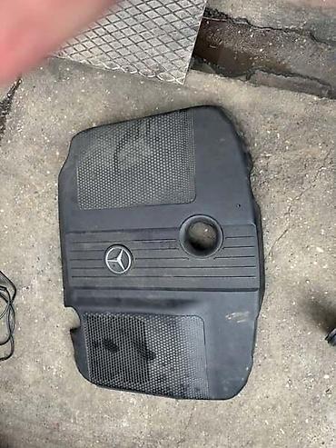 b6 204: POKLOPAC MOTORA ZA 651 ZA MERCEDES BENZ C KLASA, C 180, C 160 — 1