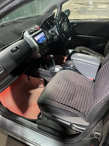 kamri 75: Honda Fit: 2003 г., Автомат, Бензин, Хэтчбэк — 5