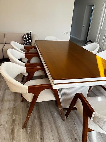 aile agaci: Qonaq otağı üçün, Yeni, Açılmayan, Dördbucaq masa, 8 stul — 3