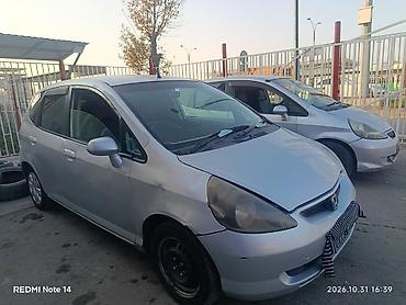 honda palisade: Honda Fit: 2002 г., Автомат, Бензин, Хэтчбэк — 6