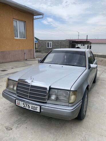 lexus rx авто: Продаю мерс 124 1991г машина находится в Баткене! 2.5 дизель мотор