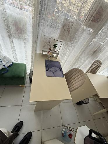 salon dolab: Düz masa, Siyirməsiz, Polkalı, Laminat — 2