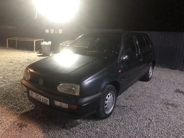 авто volkswagen: Продается автомобиль Volkswagen golf ||| состояние хорошее обьём 1.8