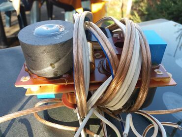 Zvučnici i stereo sistemi: Mb Quart 610-delovi -kutije prazne(bez icega) za 8 — 9