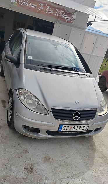 delovi za generic motore: Mercedes-Benz A-klasa (W169) – 5 vrata, srebrna boja Glavne — 2
