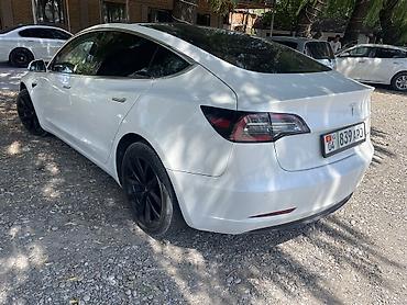 bud e9: Tesla Model 3: 2020 г., 5.5 л, Автомат, Электромобиль, Седан — 5