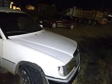 Mercedes-Benz W124: 1991 г., Механика, Седан