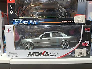 пульт от машины: Радиоуправляемый автомобиль MOKA Classic Sedan (масштаб 1:12) - Кузов — 1