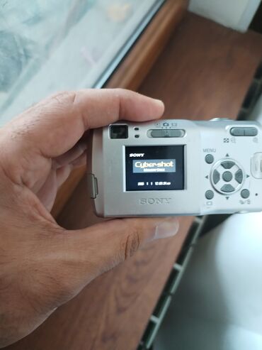 Sony Dsc-S40 teqemsal fotoaparati tek aparatin ozudur duracell