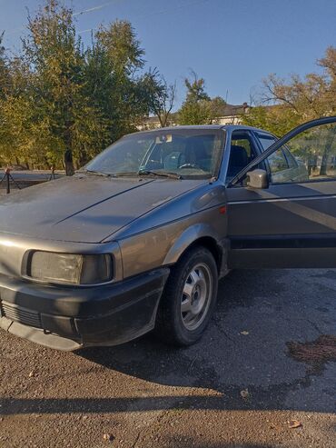 volkswagen конфигуратор: Volkswagen Passat: 1989 г., 1.8 л, Механика, Газ, Седан