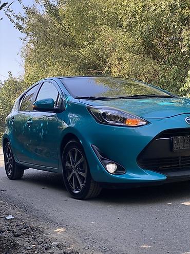 jac s7: Toyota Aqua: 2018 г., 1.5 л, Автомат, Гибрид, Хэтчбэк — 1
