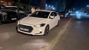 jeep compas: Hyundai Elantra: 2017 г., 1.6 л, Автомат, Бензин, Седан — 1