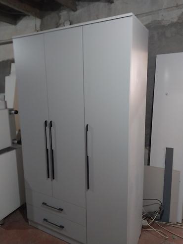 Шифоньеры, шкафы для одежды: Трёхдверный шкаф-/распашной для одежды - Габариты: ориентировочно — 4