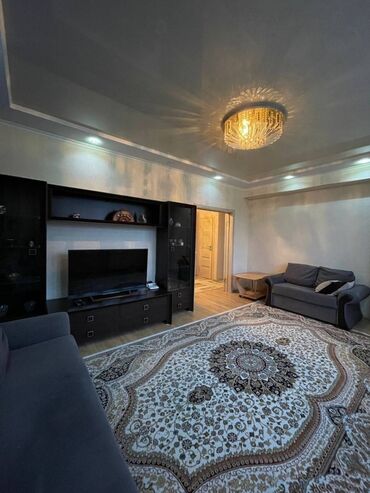 продаю квартира ихлас акунбаева чапаева: 3 комнаты, 79 м², Элитка, 9 этаж