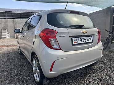 авто вит: Chevrolet Spark: 2018 г., 0.1 л, Автомат, Бензин, Хэтчбэк — 2