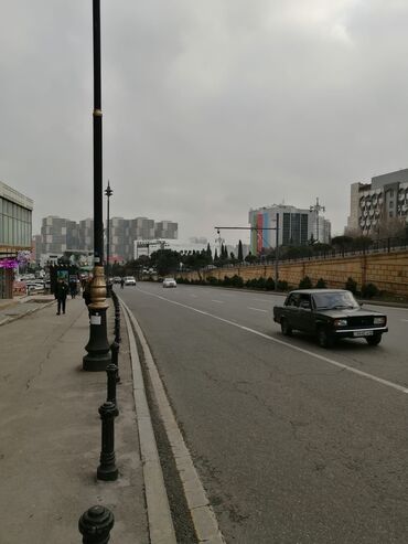 Yeni tikili: 3 otaqlı, Yeni tikili, 145 kv. m — 3