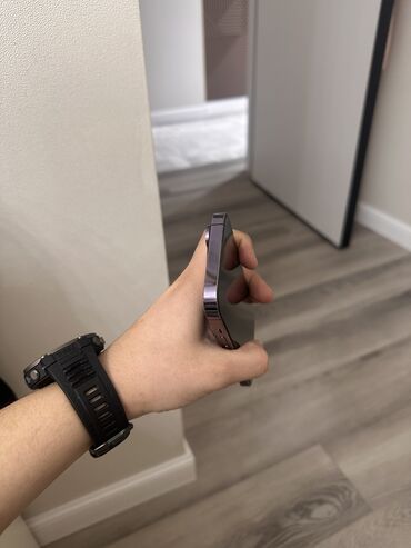 Apple iPhone: IPhone 14 Pro, Б/у, 256 ГБ, Deep Purple, Коробка, Чехол, Кабель, 77 % — 6
