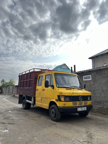 мерседес бенс сапог бортовой: Легкий грузовик, Mercedes-Benz, 3 т, Б/у