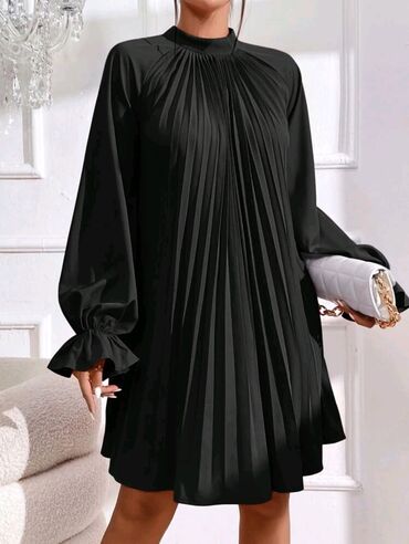 kucne haljine od plisa: S (EU 36), M (EU 38), L (EU 40), color - Black, Cocktail, Long sleeves