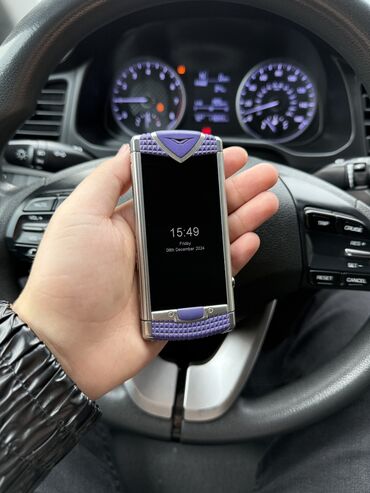 agdas telefon: Vertu Ti