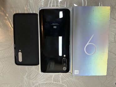 mi̇ 10 t: Xiaomi Mi 9, 64 GB, rəng - Qara
