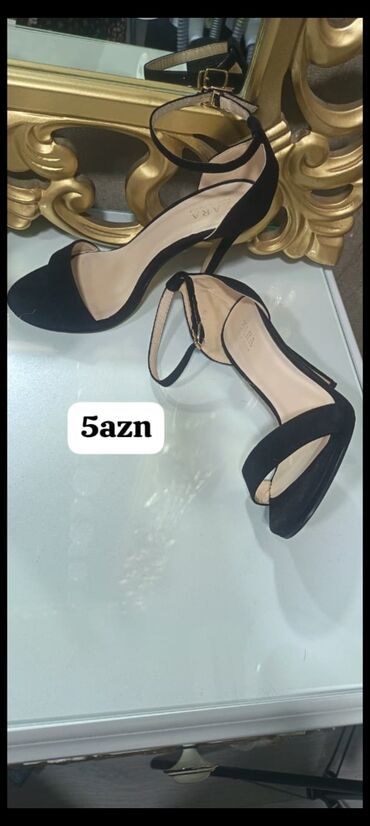 Ziyafət donları: Geyim her biri 5azn catdirilma yoxdu unvan bine savxoz -da lalafo.az — 14 Ziyafət donları: Geyim her biri 5azn catdirilma yoxdu unvan bine savxoz — 14