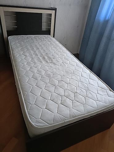 İşlənmiş, Təknəfərlik çarpayı, Bazasız, Matras ilə, Siyirməsiz, Azərbaycan lalafo.az -da İşlənmiş, Təknəfərlik çarpayı, Bazasız, Matras ilə, Siyirməsiz, Azərbaycan