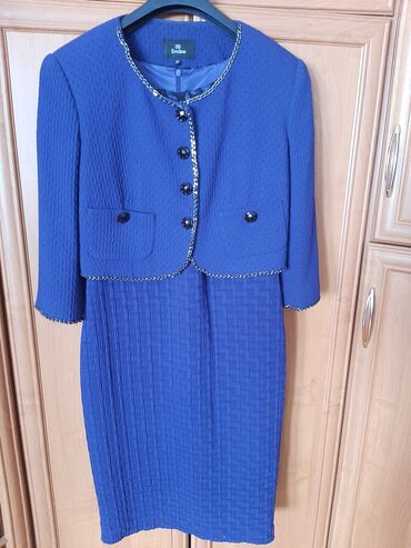 �������������������������� ������������ ������������ в Кыргызстан | КОСТЮМЫ: Продаю три нарядных костюма б/у и новое платье (с этикеткой) Все