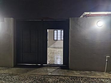 lipar gulu: Həyət evi – müstəqil tikili - Tam hasarlanmış, darvazalı həyət; — 3