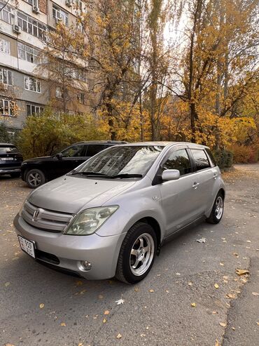 электро мотсикл: Toyota ist: 2003 г., 1.5 л, Автомат, Бензин, Хэтчбэк